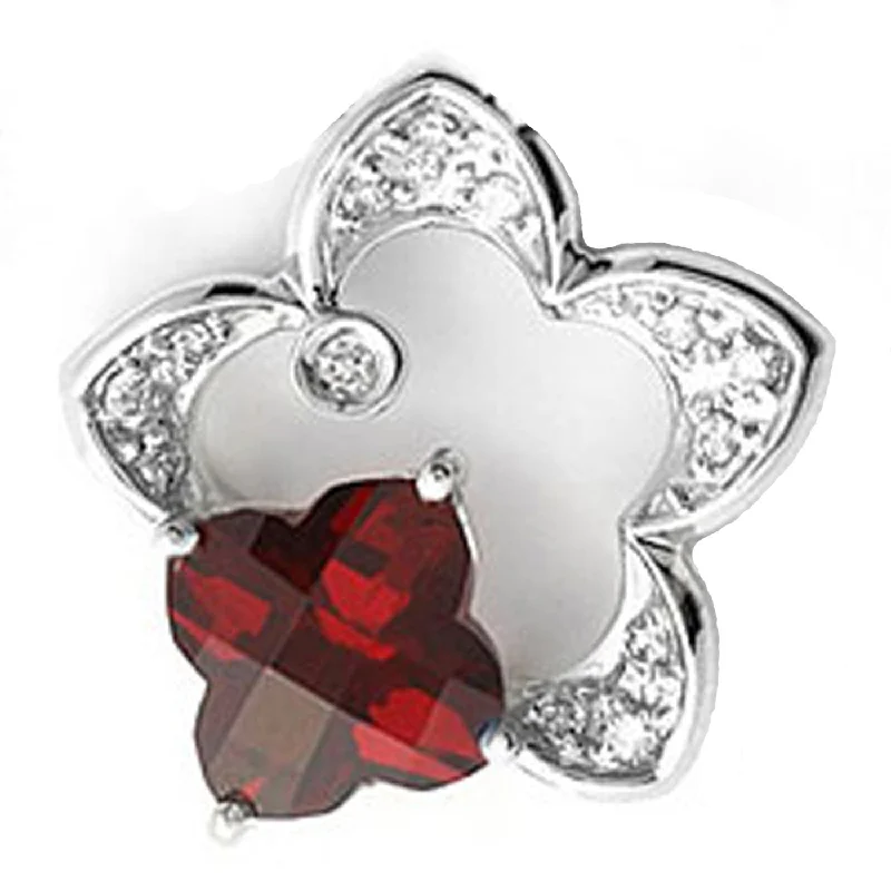 ladies' wool overcoat -18k White Gold Clover Shape Garnet and Diamond Star Pendant