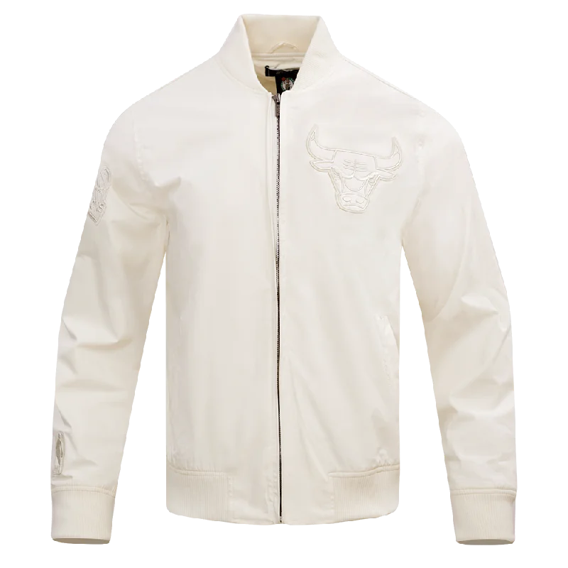 chic oversized blazer for women -NBA CHICAGO BULLS NEUTRAL TWILL JACKET (EGGSHELL)